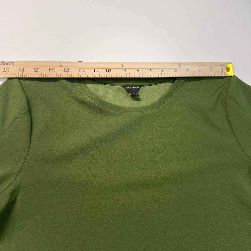 Ann Taylor Olive Green Bell‎ Sleeve Button Detail Top Size L - Picture 5 of 9